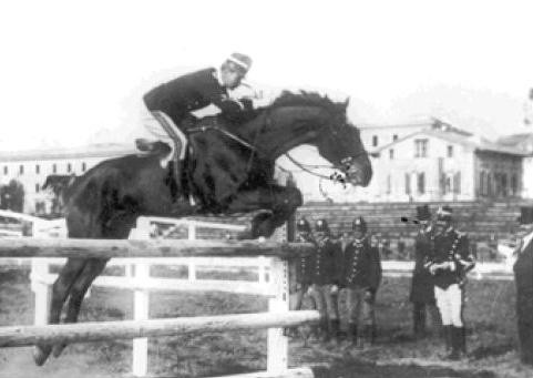 Caprilli durante il Concorso Ippico - Torino 1902