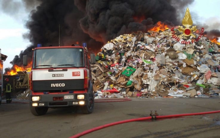 incendio mortara vercelli